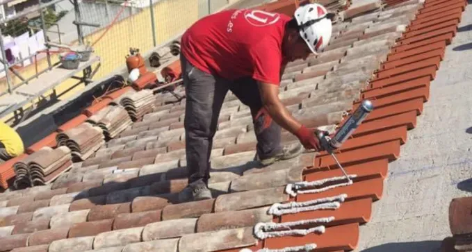 expertosenreparacionesurgentesdetejadosenHortaleza Madrid 1920w